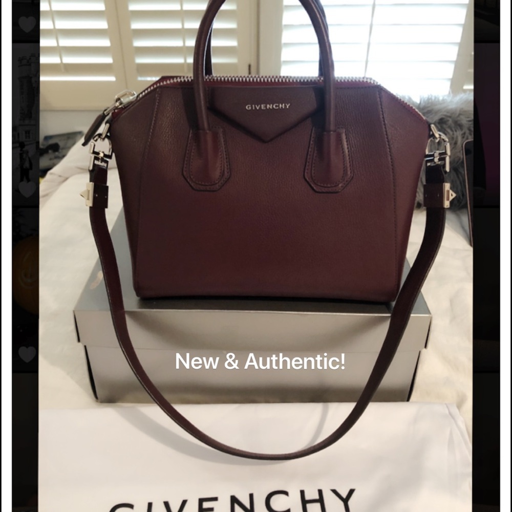 🚨GIVENCHY ANTIGONA SM. NWT (attached) AUTHENTIC🚨